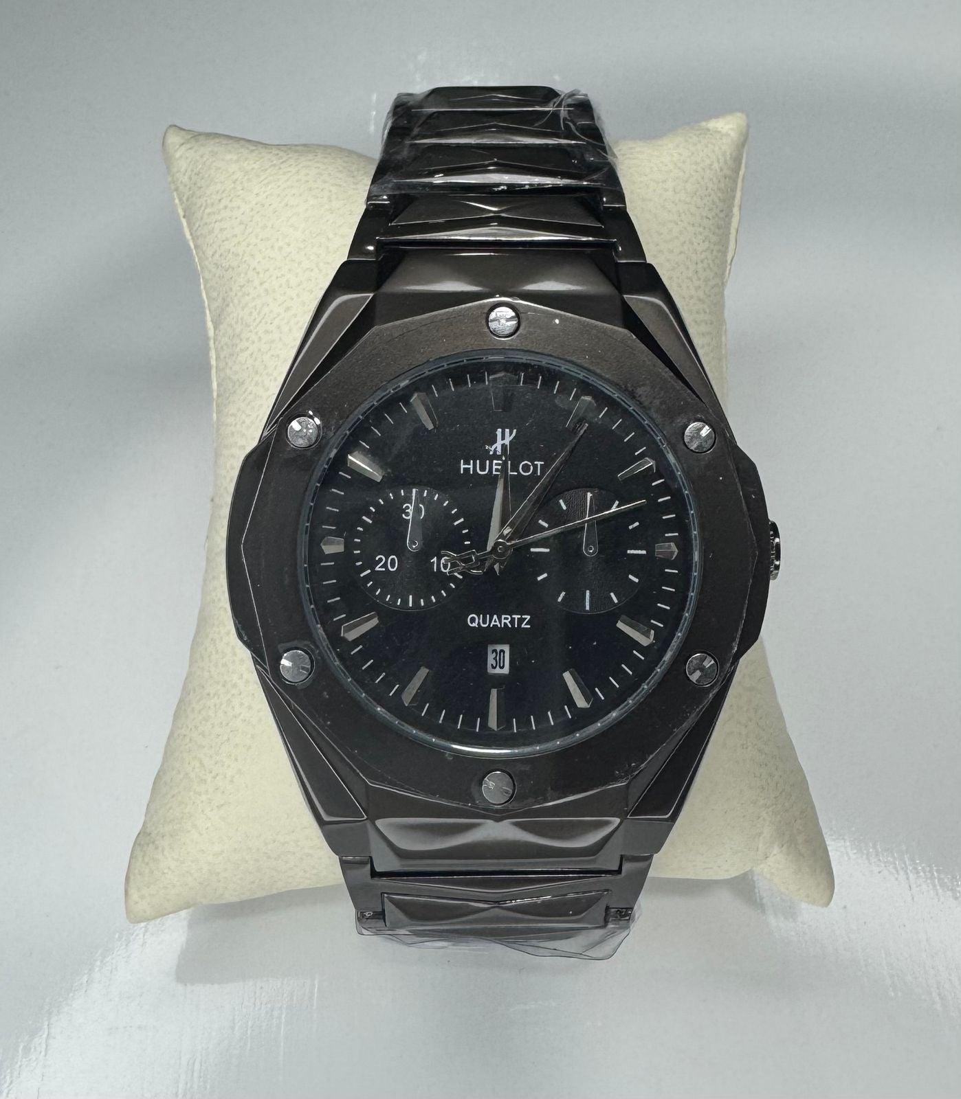 HB-L0T CARA NEGRA METALICO