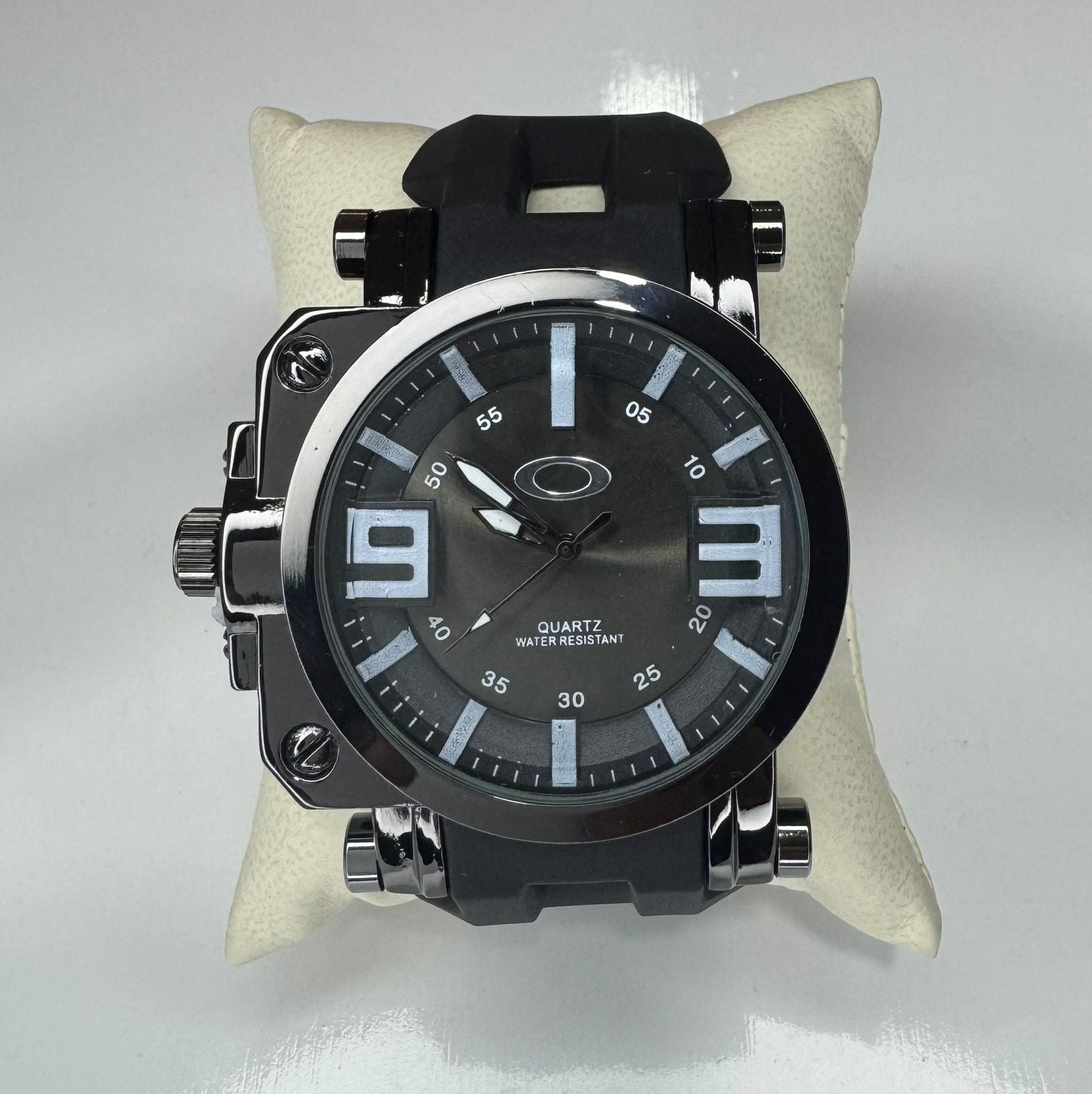 OKLY CORREA NEGRA CARA NEGRA