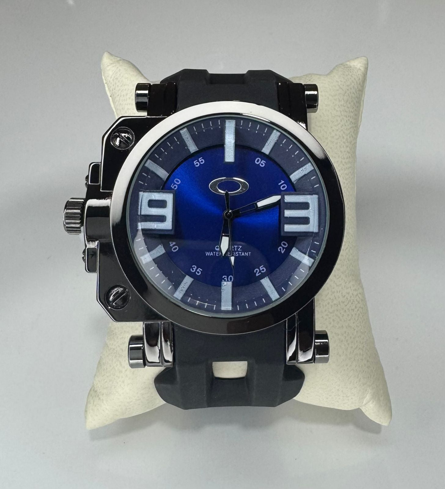 OKLY CORREA NEGRA CARA AZUL